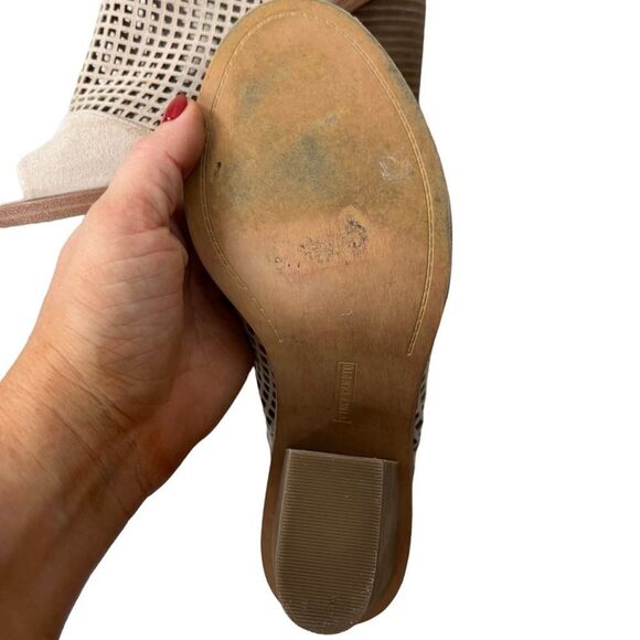 Vince Camuto Pink Suede Booties- size 8.5 - Picture 5 of 6